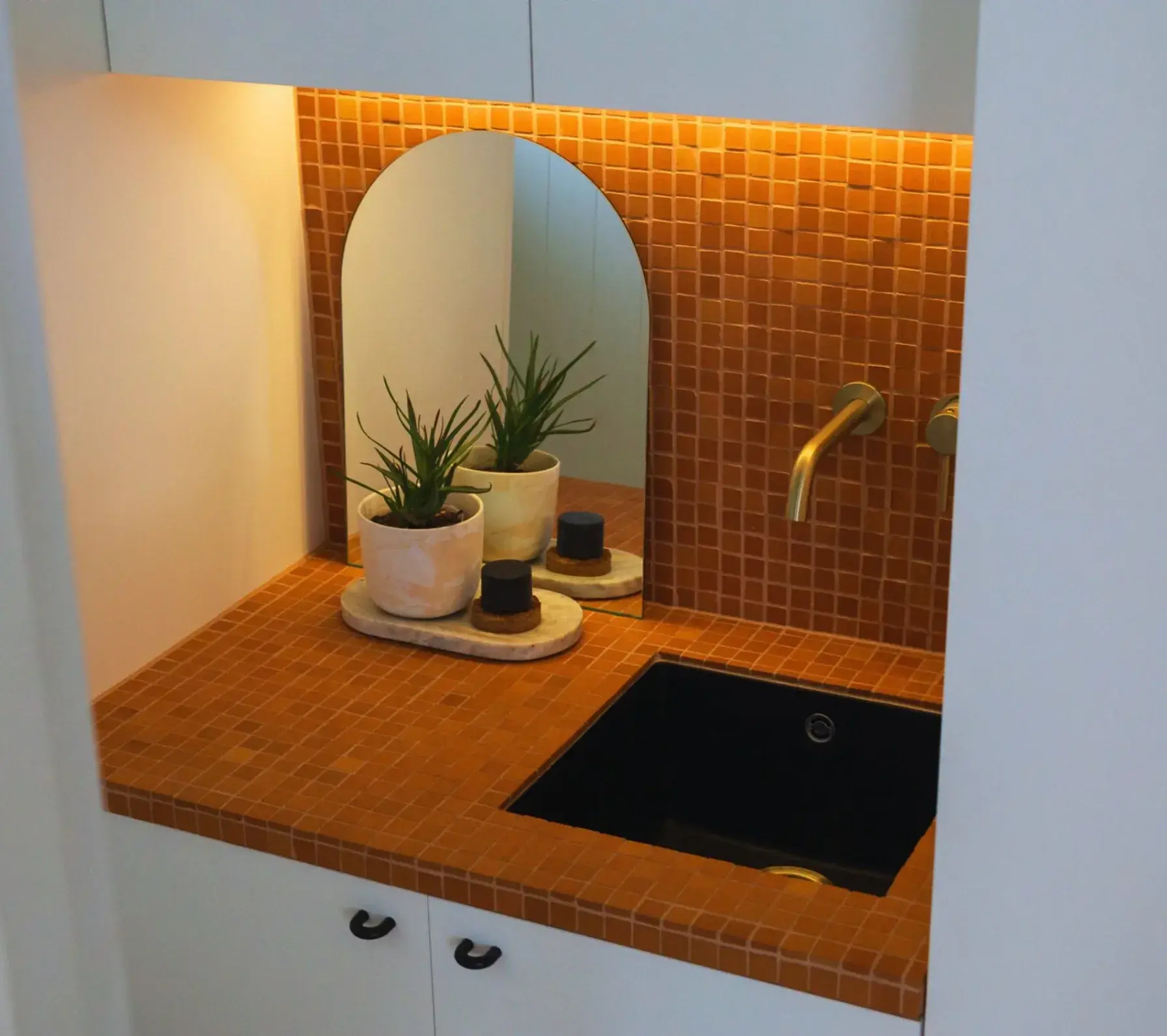 Matt Scarlet Tiles Auckland - Quality craftsmanship by Next Level Kitchens